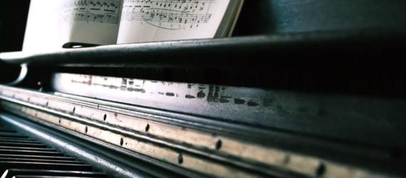 12 Tips to Remain Motivated to Learn The Piano