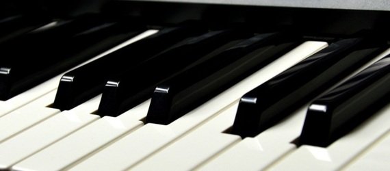 How to choose a piano or keyboard for beginners