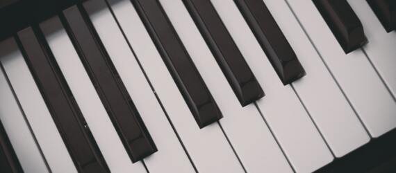 7 Easy Piano Songs For Beginners