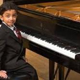 piano teacher Derrick Hewlett photo 2