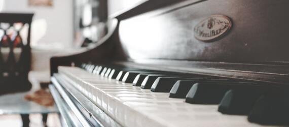 What is a good price for piano lessons?