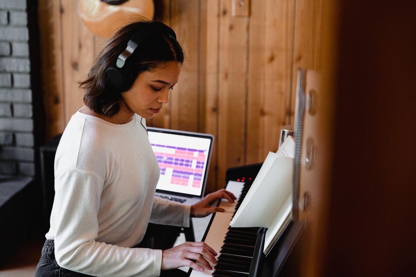ideal-age-learn-piano.jpg