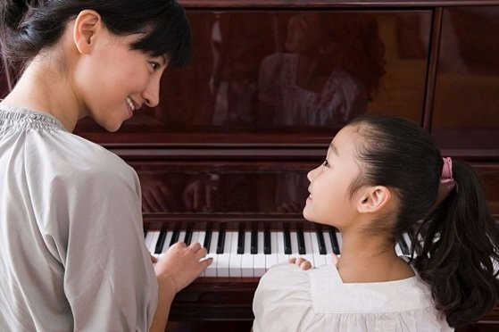Best age to start piano