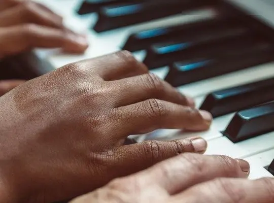 13 Mistakes You Should Avoid While Playing The Piano